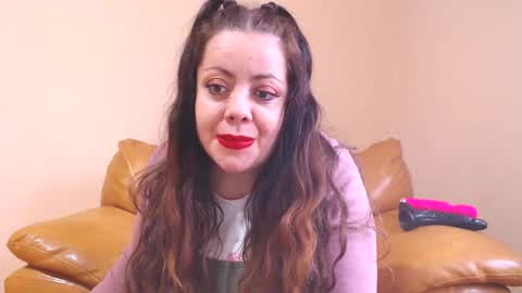 Cassie online show from November 2025 12:49:01 PM