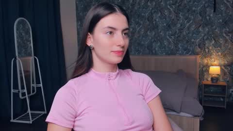 Luisa online show from October 2025 07:16:01 AM