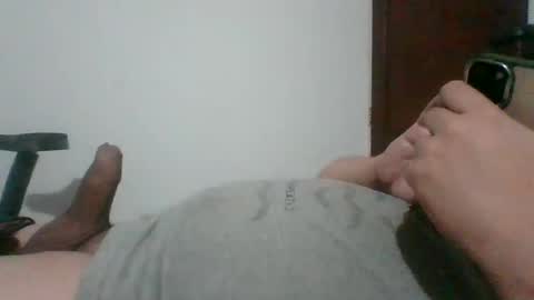 Snapshot of luisfer86 chatting on April 2026 01:25:01 AM luisfer86 online show from April 2026 01:25:01 AM