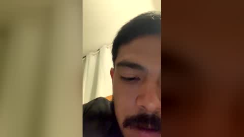 Snapshot of luisthechosen1 chatting on May 2026 03:00:01 AM AlmightyZero online show from May 2026 03:00:01 AM