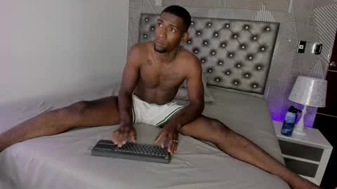 Snapshot of lujourpair chatting on April 2026 01:42:02 PM Lujourpair online show from April 2026 01:42:02 PM