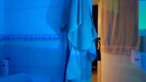 luk_me online show from February 2026 11:22:01 PM