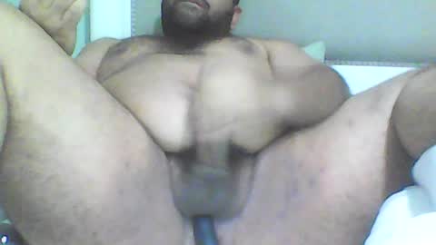 Snapshot of lukacavani33 chatting on June 2026 02:39:02 AM LUKACAVANI online show from June 2026 02:39:02 AM