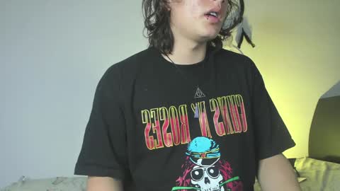 Snapshot of lukashollow chatting on December 2024 02:35:01 AM lukas 3 online show from December 2024 02:35:01 AM