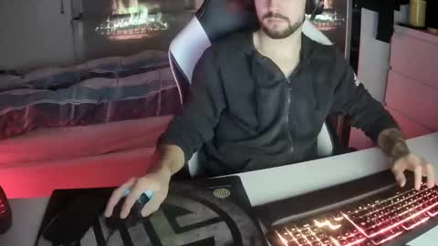 Snapshot of lukasschoetz chatting on February 2025 11:04:02 PM lukasschoetz online show from February 2025 11:04:02 PM