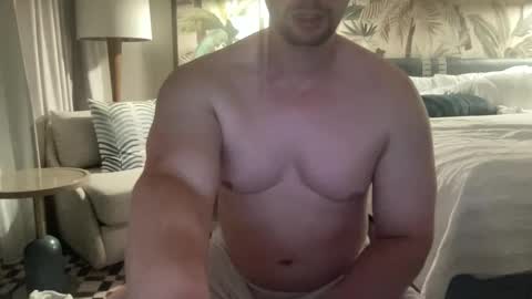 Snapshot of luke_bubblebutt chatting on September 2025 04:50:02 AM Luke online show from September 2025 04:50:02 AM