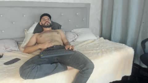 luke diaz7 online show from February 2025 01:30:02 AM