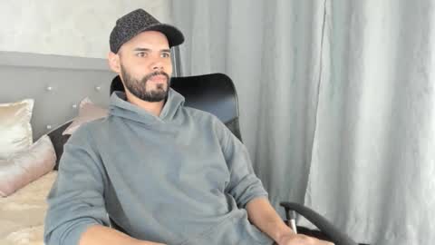 luke diaz7 online show from March 2025 01:50:02 AM