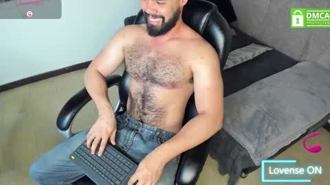 luke diaz7 online show from November 2025 04:01:01 AM