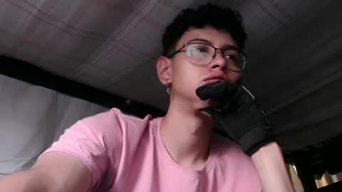 Snapshot of luke_rex chatting on December 2024 09:40:02 PM luke online show from December 2024 09:40:02 PM