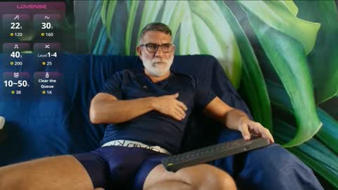 Luke Crews online show from February 2026 06:03:01 PM