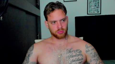 Snapshot of lukeglanton17 chatting on December 2024 02:47:02 AM Luke online show from December 2024 02:47:02 AM