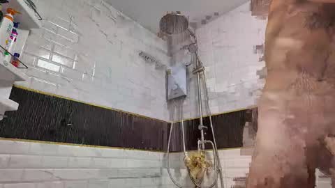 MR. Luke Gunn online show from November 2025 09:59:01 PM