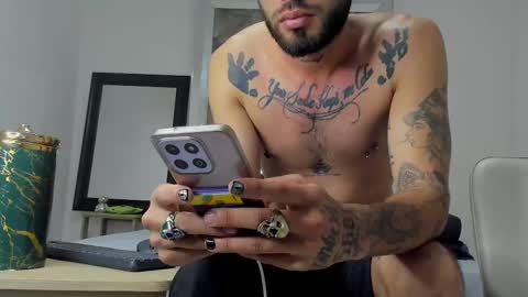 Luke Steel online show from November 2025 06:41:02 PM