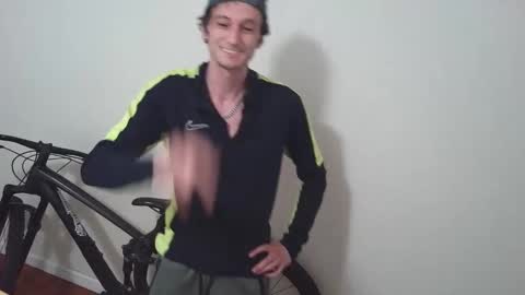 Snapshot of luketaylorla chatting on January 2026 06:08:01 AM luketaylorla online show from January 2026 06:08:01 AM