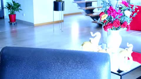 Lukhas f4f online show from February 2026 06:58:01 PM