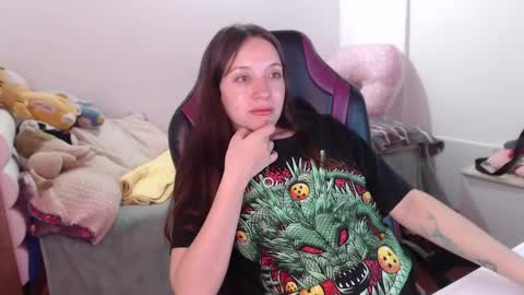 Vicky online show from December 2024 01:28:02 AM