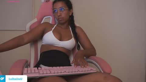 lulitauwu online show from October 2025 04:02:02 AM