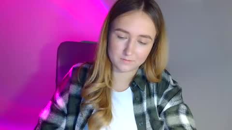 Lulu Baby18 online show from November 2025 08:08:02 PM