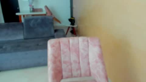 Snapshot of lulu_lopez chatting on September 2025 05:23:02 PM Lau online show from September 2025 05:23:02 PM