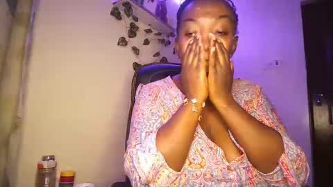 lulu_sparks1 online show from October 2025 05:21:02 AM