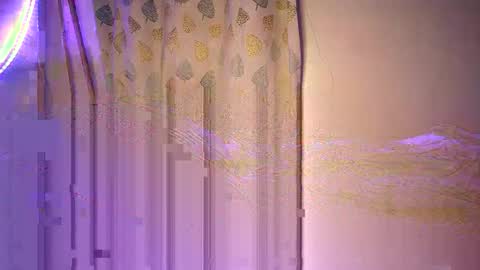 lulu_sparks1 online show from October 2025 04:57:02 AM