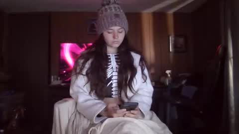 Connie online show from January 2025 06:00:01 PM