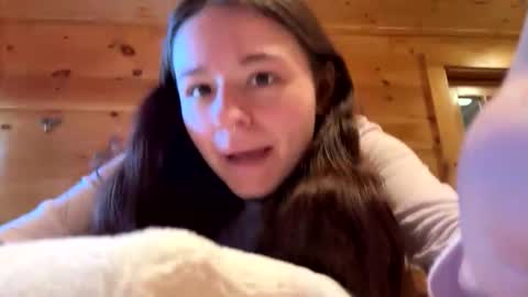 Connie online show from October 2025 02:39:02 PM