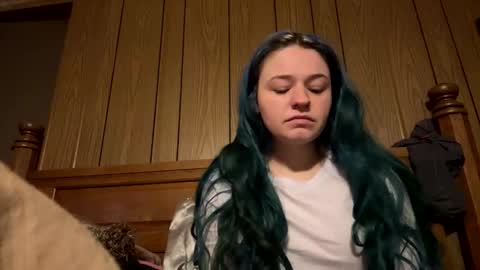 Connie online show from December 2025 01:05:01 PM