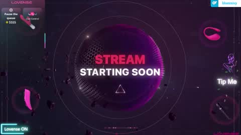 Snapshot of luluubloomm chatting on November 2025 10:10:01 PM Lulu online show from November 2025 10:10:01 PM