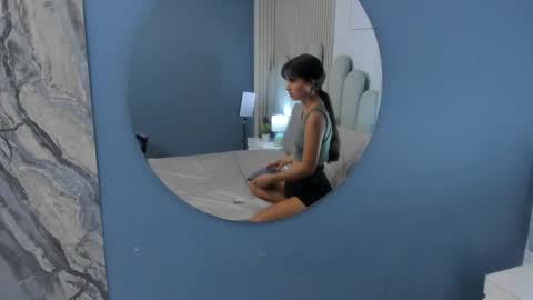 luly_dreams online show from May 2026 11:16:02 AM