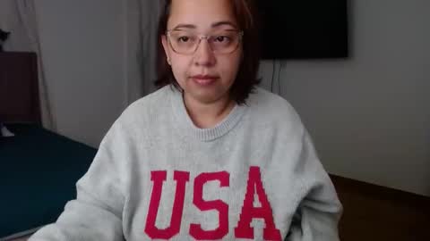 Snapshot of lumi_84 chatting on January 2025 09:13:01 AM LUMI online show from January 2025 09:13:01 AM