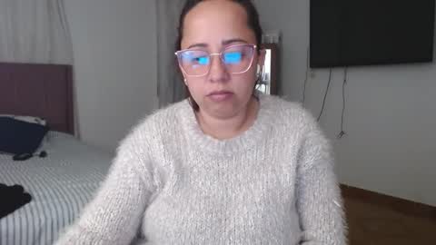 Snapshot of lumi_84 chatting on January 2025 12:28:01 AM LUMI online show from January 2025 12:28:01 AM