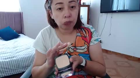 Snapshot of lumi_84 chatting on February 2025 12:46:02 PM LUMI online show from February 2025 12:46:02 PM