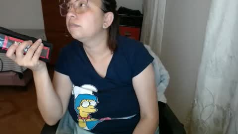 Snapshot of lumi_84 chatting on February 2025 04:01:02 AM LUMI online show from February 2025 04:01:02 AM