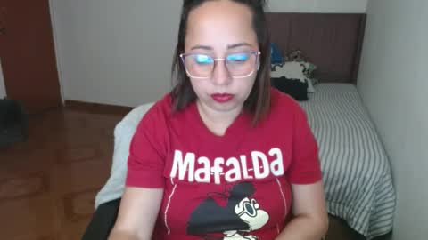 Snapshot of lumi_84 chatting on February 2025 01:03:01 AM LUMI online show from February 2025 01:03:01 AM