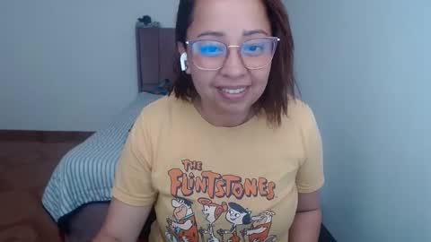 Snapshot of lumi_84 chatting on February 2025 09:48:01 PM LUMI online show from February 2025 09:48:01 PM