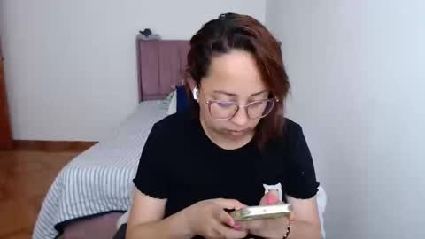 Snapshot of lumi_84 chatting on February 2025 06:26:02 PM LUMI online show from February 2025 06:26:02 PM