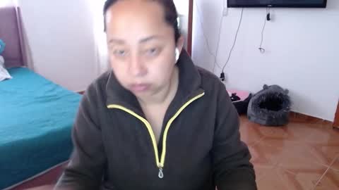 Snapshot of lumi_84 chatting on March 2025 12:19:02 PM LUMI online show from March 2025 12:19:02 PM