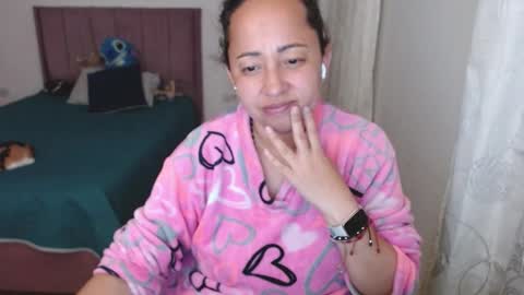 Snapshot of lumi_84 chatting on March 2025 01:20:02 AM LUMI online show from March 2025 01:20:02 AM