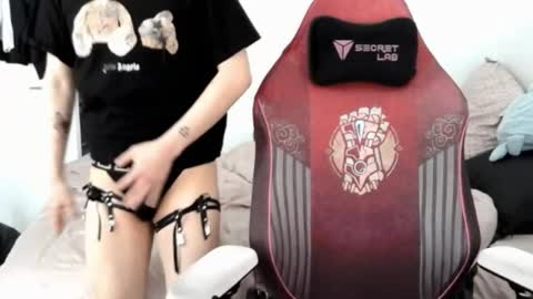 Snapshot of lumii1995 chatting on April 2026 06:41:01 PM IM STRAIGHT Only Fans lumiifundz online show from April 2026 06:41:01 PM