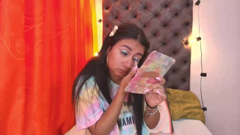 Luna  online show from January 2026 08:02:02 PM