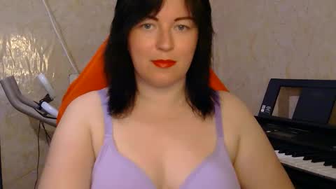 Snapshot of luna07070 chatting on May 2026 10:23:02 AM Christina online show from May 2026 10:23:02 AM
