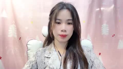 Luna online show from April 2026 12:52:02 AM