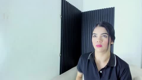 Snapshot of luna__02 chatting on June 2026 11:25:01 AM Luna online show from June 2026 11:25:01 AM