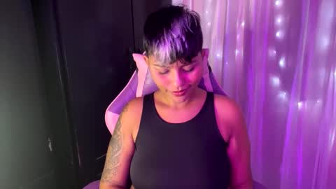 Luna online show from February 2025 05:39:01 AM