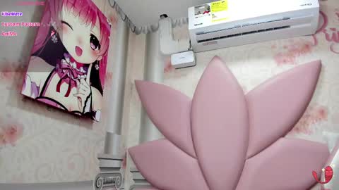 LUNA  online show from May 2026 04:17:02 AM