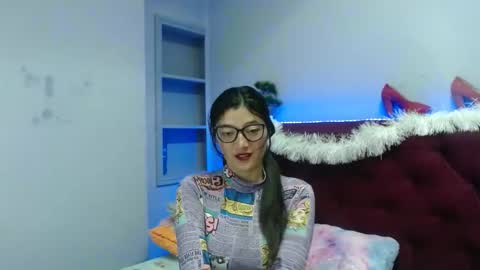 Snapshot of luna_azul_15 chatting on January 2025 02:40:02 PM dalia online show from January 2025 02:40:02 PM