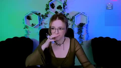 Snapshot of luna_berryy chatting on June 2026 06:54:01 PM luna_berryy online show from June 2026 06:54:01 PM