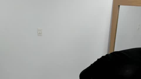 luna  online show from March 2025 05:11:02 PM